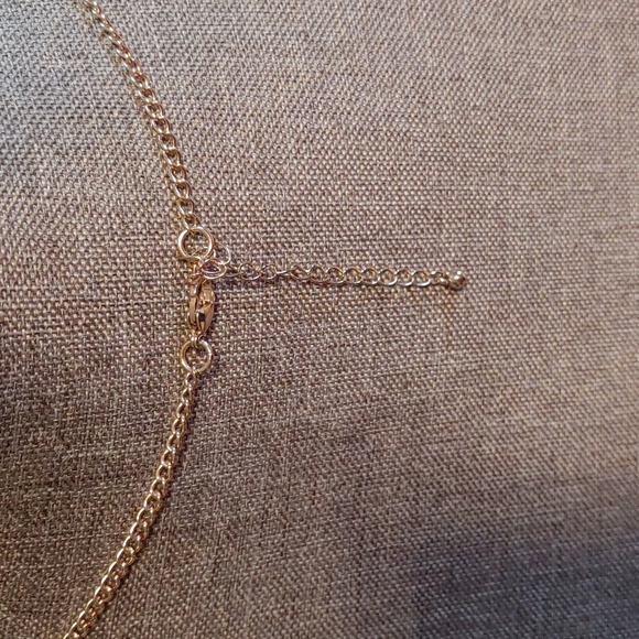 💜VERSATILE BUTTERFLY NECKLACE - Picture 4 of 4